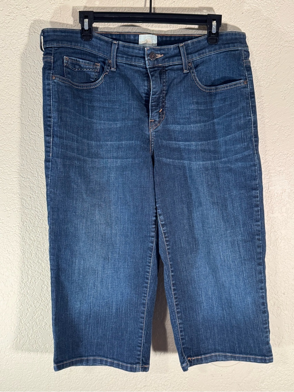 Levi's Sz 18 Capri High Rise Straight Leg Casual Summer Relaxed Denim